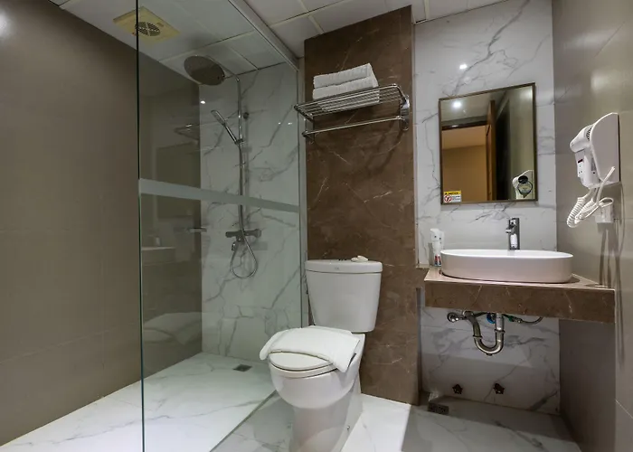 Star Plaza Hotel